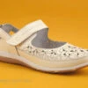 Enza Nucci LS4615 Blanc - Fleurs - Ballerine A Velcro Femme -Réduits Chaussures Magasin cd24607c73b9e66c561f35ea11d5d5ef img 6722.jpg 167648